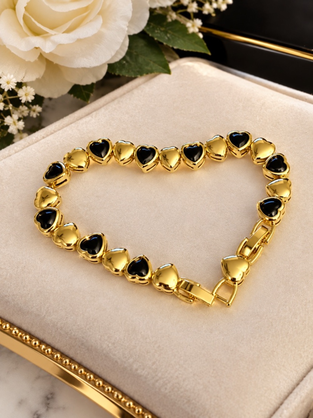 Gold Heart Link Bracelet with Black Inset | Women Jewelry